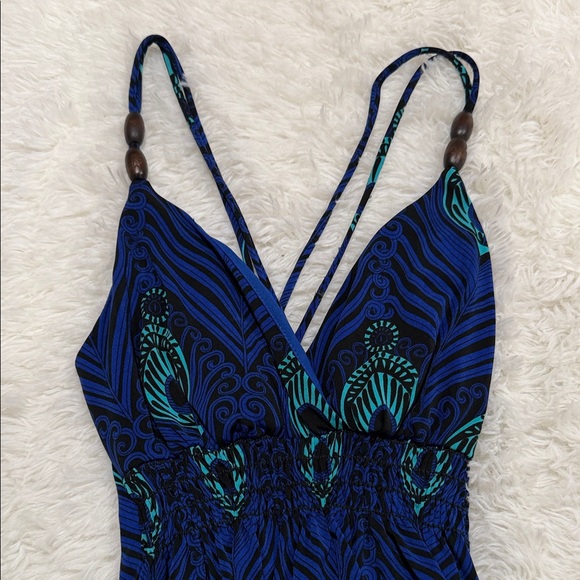 Elegant Blue Maxi Dress with Peacock Design - Picture 2 of 2